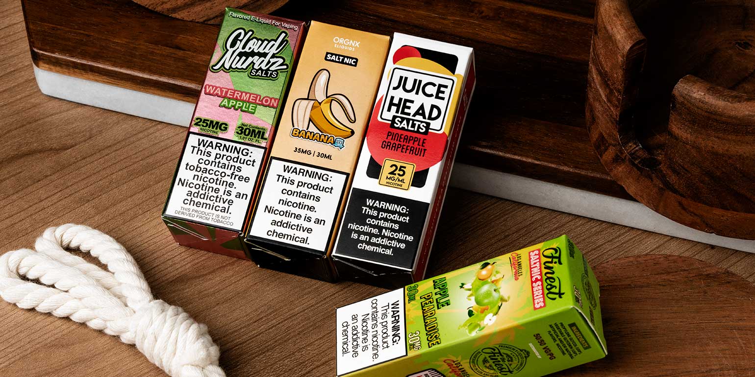 Best Salt Nic Vape Juice: Cloud Nurdz Watermelon Apple, ORGNX Salt Nic Banana Ice, Juice Head Pineapple Grapefruit, & Apple Pearadise
