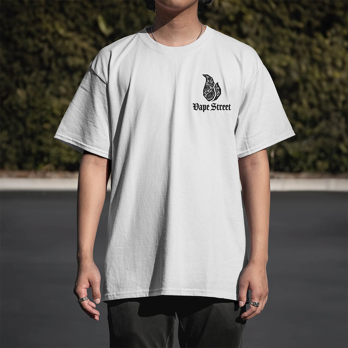 Vape-Street-TShirt-Paisley-WhiteBlack-03 Vape Street White Black T-Shirt Model Front